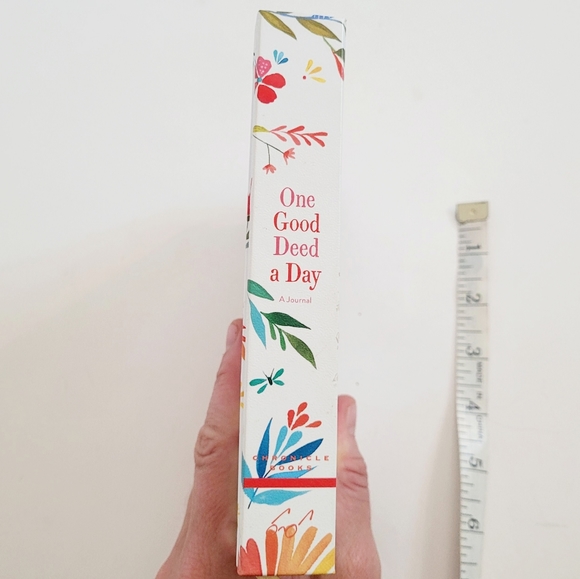 NWOT 'One good deed' Journal - Picture 10 of 12